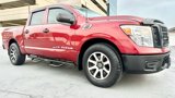 Used 2018 Nissan Titan S image 3