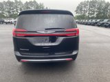 New 2025 Chrysler Pacifica Select image 6
