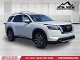 New 2025 Nissan Pathfinder Platinum image 3