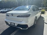 New 2026 BMW 750e xDrive image 2