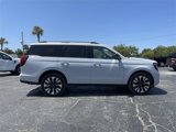 New 2025 Ford Expedition Platinum image 3