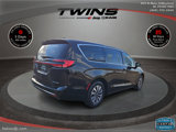 New 2025 Chrysler Pacifica Premium image 3