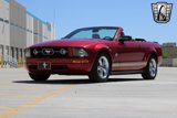 Used 2009 Ford Mustang Convertible image 3
