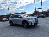 Used 2017 Toyota Highlander XLE image 3