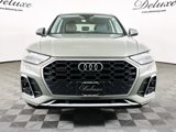 Used 2024 Audi Q5 e Prestige w/ Prestige Package image 2