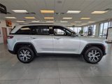 New 2025 Jeep Grand Cherokee Limited w/ Luxury Tech Group II image 2
