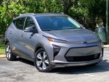 Used 2022 Chevrolet Bolt EUV LT w/ Convenience Package image 3