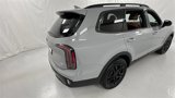 Used 2025 Kia Telluride SX Prestige X-Line image 3