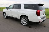 New 2025 GMC Yukon XL Denali w/ Denali Reserve Package image 5