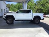 New 2025 Chevrolet Colorado ZR2 w/ Technology Package image 2