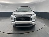 New 2025 Mitsubishi Outlander SE image 2