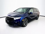Used 2024 Honda Odyssey Elite image 3