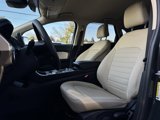 Used 2024 Ford Edge SE w/ Black Appearance Package image 2