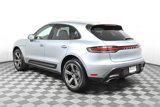 Used 2025 Porsche Macan image 3