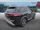 New 2025 Nissan Pathfinder Platinum image 5