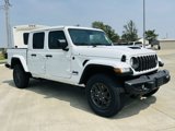 New 2025 Jeep Gladiator Sport image 2