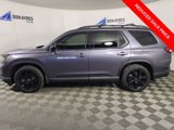 Certified 2025 Honda Pilot Black Edition image 2