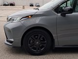 Used 2024 Toyota Sienna XSE image 5