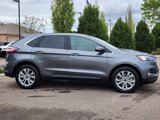 Used 2024 Ford Edge Titanium image 2