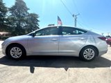 Used 2020 Hyundai Elantra SE w/ Convenience Package (C2) image 3