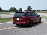 New 2025 Chrysler Pacifica Select w/ Fav Edition Package image 5