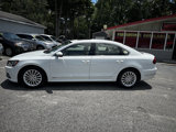 Used 2017 Volkswagen Passat 1.8T SE image 3