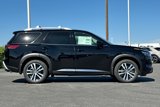 New 2025 Nissan Pathfinder Platinum image 3
