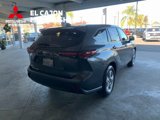 Used 2024 Toyota Highlander LE image 3