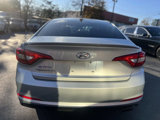 Used 2017 Hyundai Sonata SE image 5