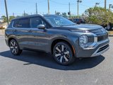New 2025 Mitsubishi Outlander SEL image 3