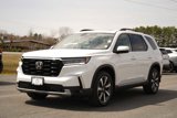 Certified 2025 Honda Pilot Touring image 4