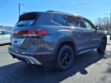 New 2025 Volkswagen Atlas Peak Edition SE image 5