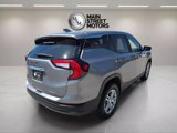 Used 2024 GMC Terrain SLE image 5