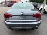 Used 2018 Volkswagen Passat 2.0T R-Line image 4