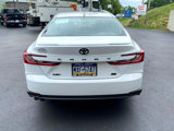 Used 2025 Toyota Camry SE image 3