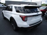 Used 2025 Ford Explorer ST image 3