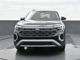 New 2025 Volkswagen Atlas Peak Edition SE image 2