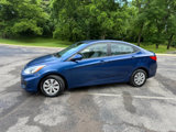Used 2016 Hyundai Accent SE image 3