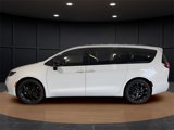 New 2024 Chrysler Pacifica Limited w/ S Appearance Package image 2