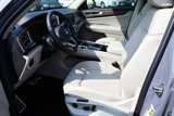 New 2025 Volkswagen Atlas SEL Premium R-Line image 5