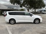 New 2026 Chrysler Pacifica Select image 3