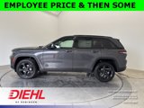 New 2025 Jeep Grand Cherokee Altitude image 4
