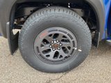 New 2025 Nissan Frontier PRO-4X w/ Pro Convenience Package image 5