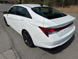 Used 2022 Hyundai Elantra SEL w/ Cargo Package image 5