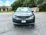 Used 2018 Chrysler Pacifica L image 2