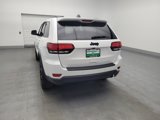 Used 2019 Jeep Grand Cherokee Laredo image 6