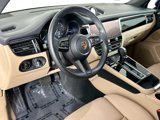 Certified 2024 Porsche Macan image 4
