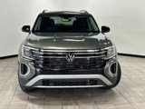 New 2025 Volkswagen Atlas Peak Edition SE image 2