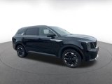 Used 2024 Kia Sorento S image 2