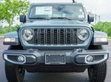 New 2025 Jeep Gladiator Sport image 3